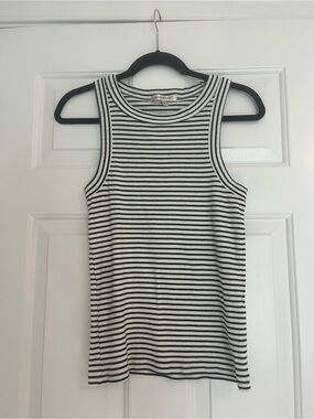 Striped Sleeveless Crewneck Tank Top - Navy & Ivory